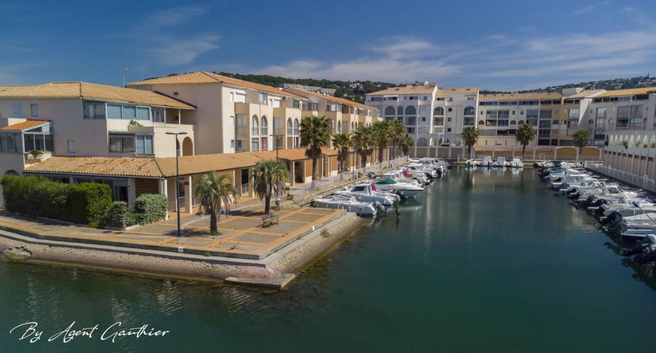 Charmant 2 Pieces Les Pieds Dans L'Eau Sète Exterior foto